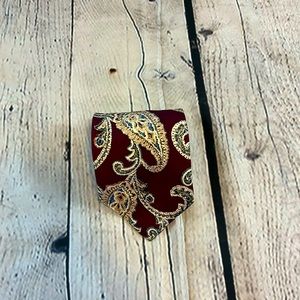 Strathmore Maroon/Red Paisley Silk Dress Tie